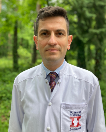 Драгомир Дарданов FACS, FEBS
