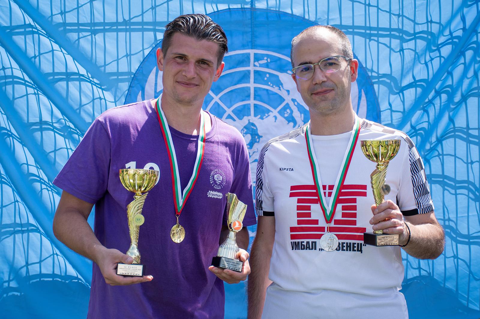 Сребърни медалисти от благотворителния футболен турнир „Ambassadors’ League 2025“