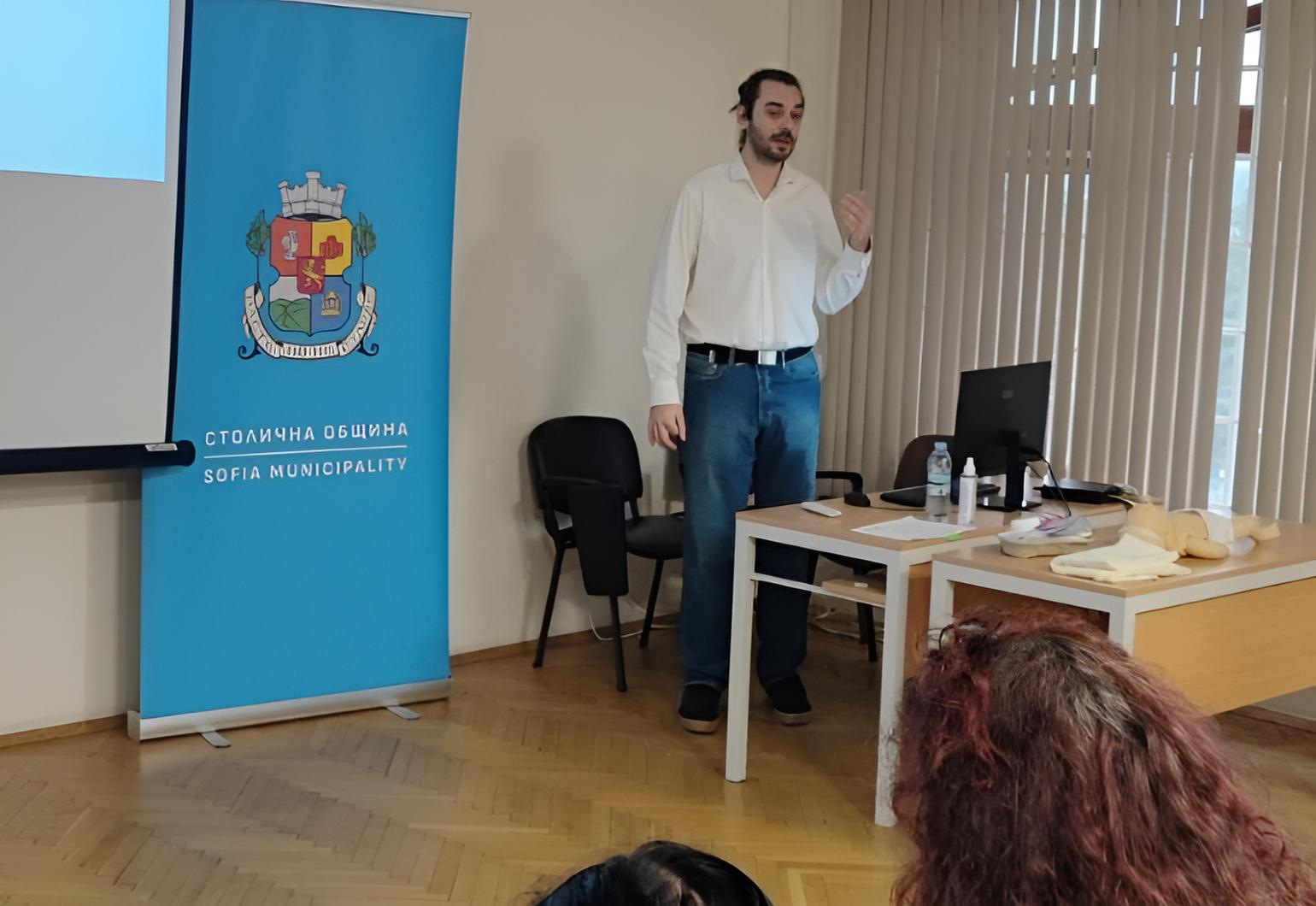 УМБАЛ „Лозенец“ проведе обучение за работа с деца с неврологични заболявания и епилепсия за екипите в детските градини в София